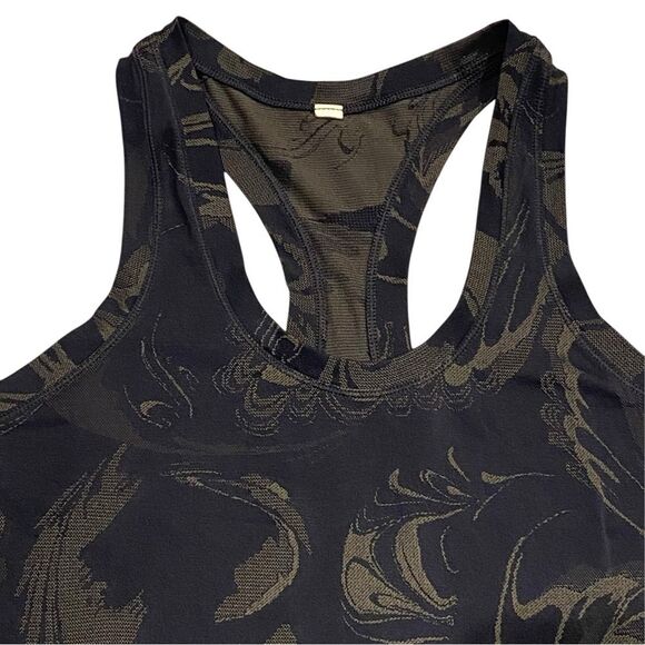 Athleta Momentum Tank Top Seamless Black Paisley Racerback Size Small - Picture 8 of 12